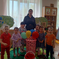 Сенсорное развитие детей посредством дидактических игр Сенсорное развитие детей посредством дидактических игр.